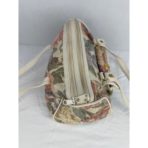 Mitzi Vintage Floral Tapestry Handbag Cream Faux Leather Trim Gold Medallion - Picture 4 of 13